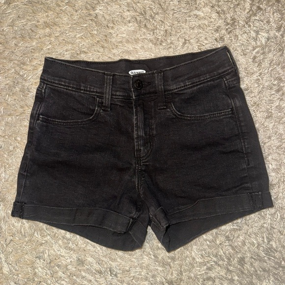 Old Navy Black Denim Shorts! - Picture 2 of 3